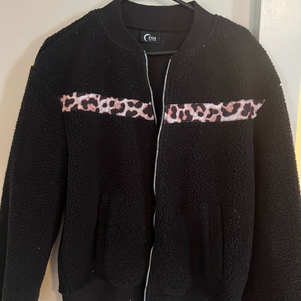 Zyia Fleece Cheetah Print Jacket